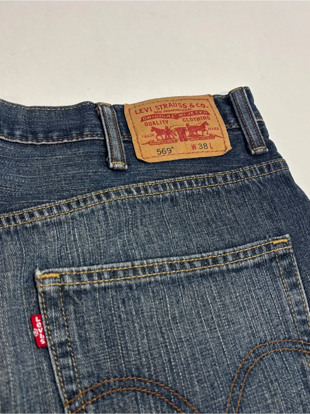 Levis Shorts Men’s Size 38 Blue 569 Loose Straight Denim Y2K Skater Baggy Jeans